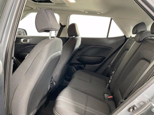 Used 2026 Hyundai Venue SEL FWD image 14