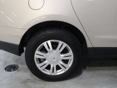 Used 2011 Cadillac SRX Luxury FWD image 27
