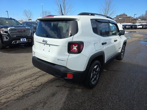 Used 2018 Jeep Renegade Sport w/ Power & Air Group image 4