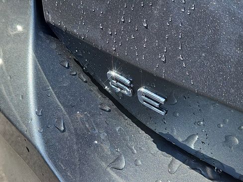 New 2026 Volkswagen Tiguan SE image 4