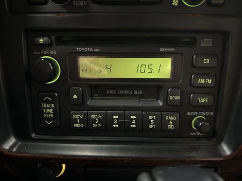 Used 1999 Toyota 4Runner Limited AWD/4WD image 28