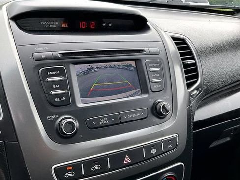 Used 2015 Kia Sorento LX AWD/4WD image 14