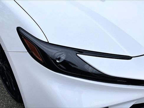 Certified 2025 Toyota Camry LE image 28