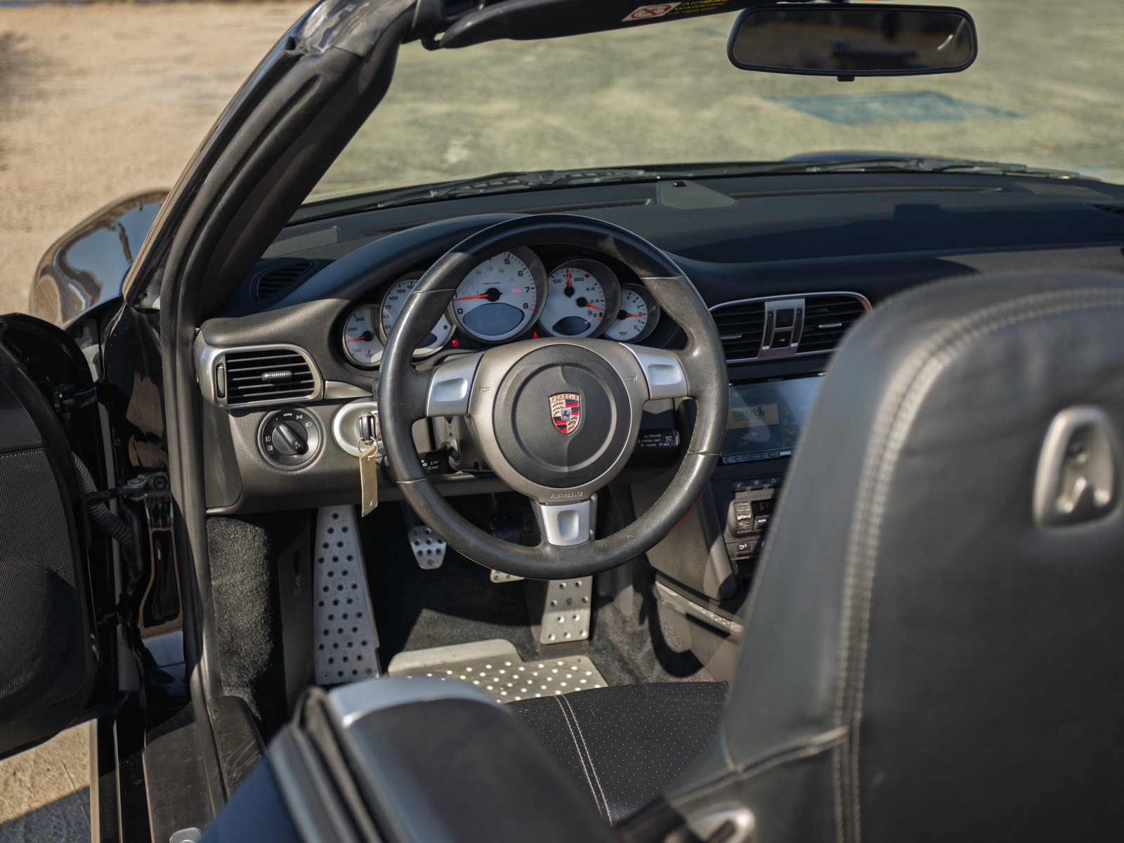 Used 2006 Porsche 911 Carrera S RWD image 17