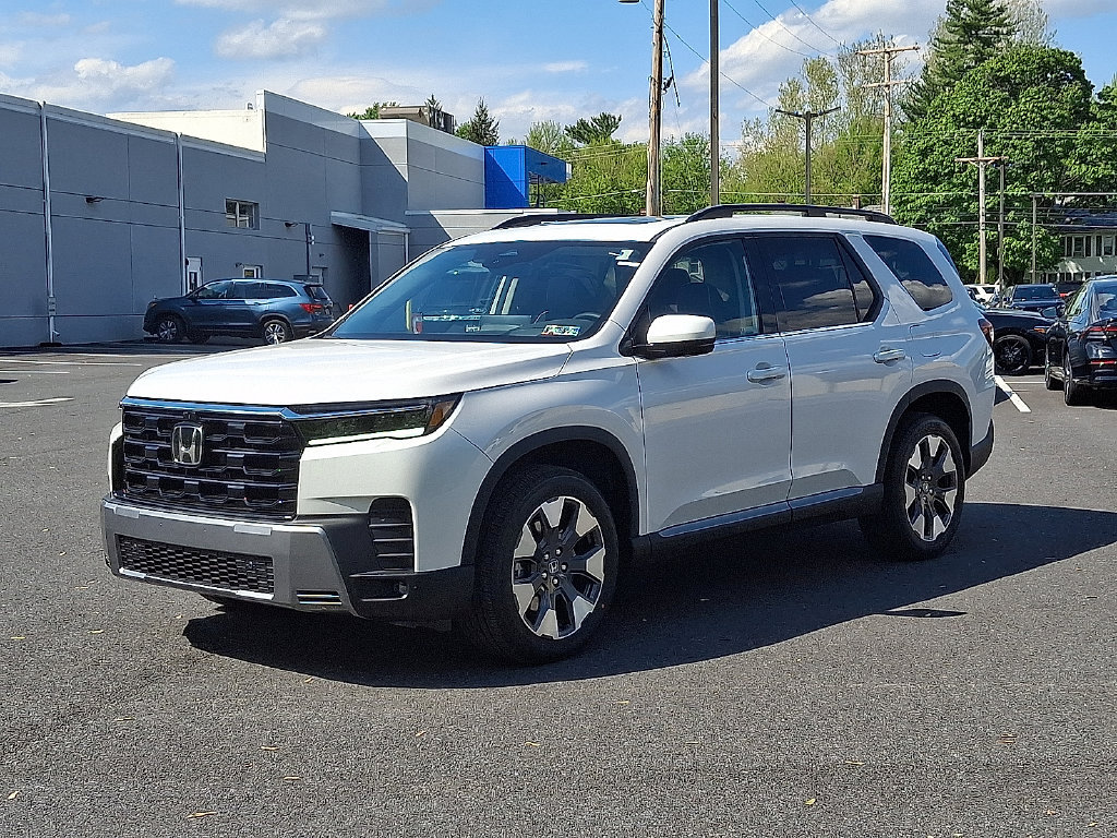 New 2026 Honda Pilot Elite image 2