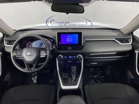 Used 2023 Toyota RAV4 XLE FWD image 12