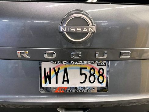Used 2023 Nissan Rogue SV FWD image 30