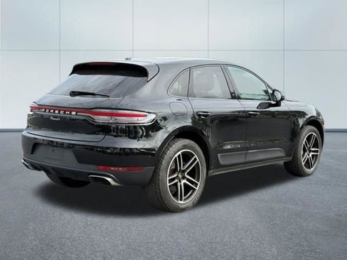 Used 2021 Porsche Macan w/ Premium Package AWD/4WD image 3