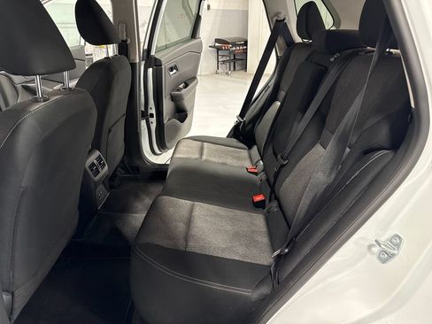 Used 2024 Nissan Rogue SV AWD/4WD image 35
