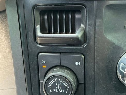 Used 2025 Ford F150 XLT w/ Equipment Group 301A Standard AWD/4WD image 34