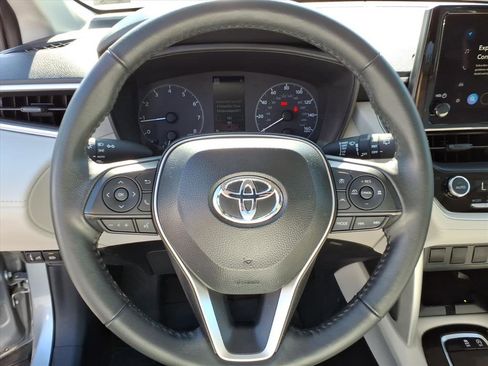 Used 2025 Toyota Corolla Cross LE w/ Moonroof Package AWD/4WD image 28