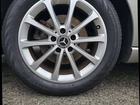 Used 2019 Mercedes-Benz A 220 4MATIC w/ Premium Package image 32