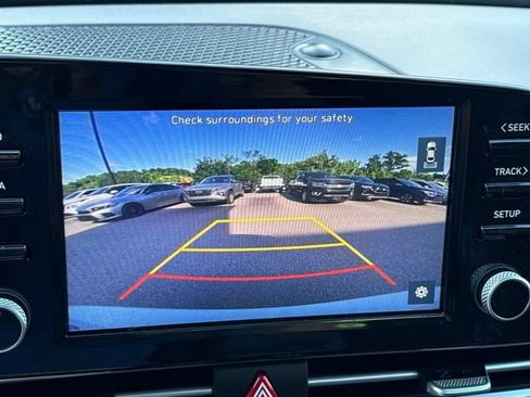 Used 2021 Hyundai Elantra SEL w/ Convenience Package FWD image 14