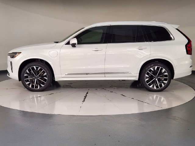 New 2026 Volvo XC90 T8 Plus w/ Protection Package Premier AWD/4WD image 5