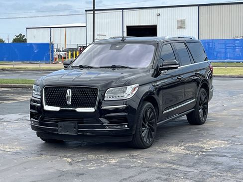 Used 2020 Lincoln Navigator Reserve w/ Equipment Group 208A Reserve RWD image 3