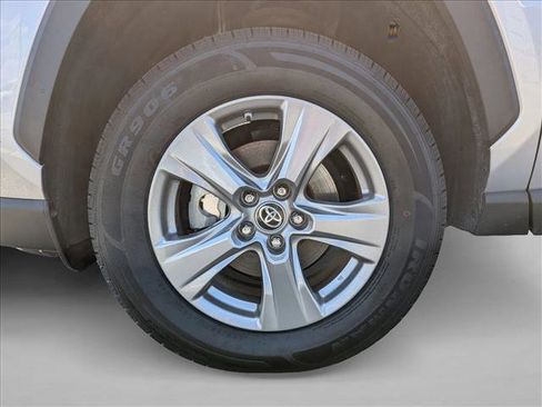 Used 2023 Toyota RAV4 LE AWD/4WD image 23