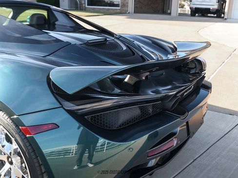 Used 2022 McLaren 720S Spider image 65