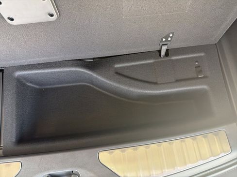 Certified 2026 INFINITI QX80 Pure w/ Cargo Package image 23