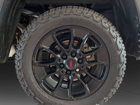 Used 2023 Toyota Tundra SR5 w/ SR5 Convenience Package AWD/4WD image 43