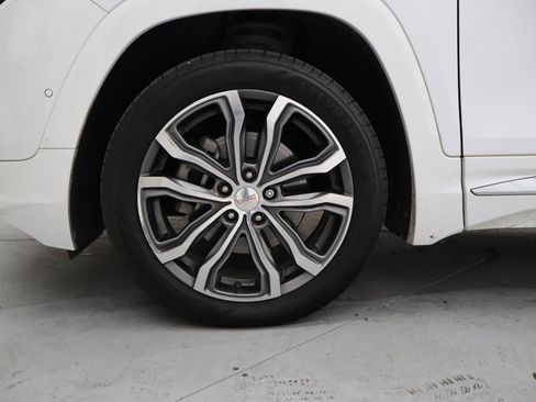 Used 2019 GMC Terrain Denali w/ Advanced Safety Package image 12