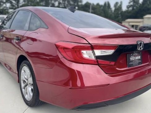 Used 2021 Honda Accord LX image 5
