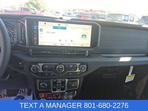 New 2026 Jeep Gladiator Mojave AWD/4WD image 18
