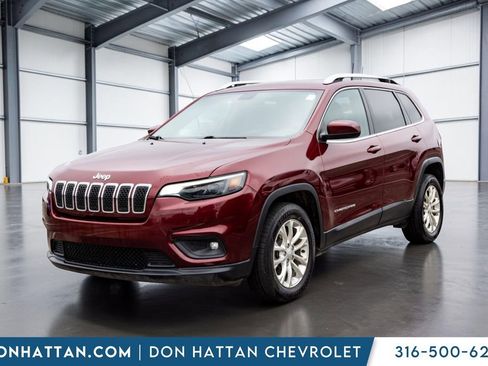 Used 2019 Jeep Cherokee Latitude w/ Popular Appearance Group FWD image 18