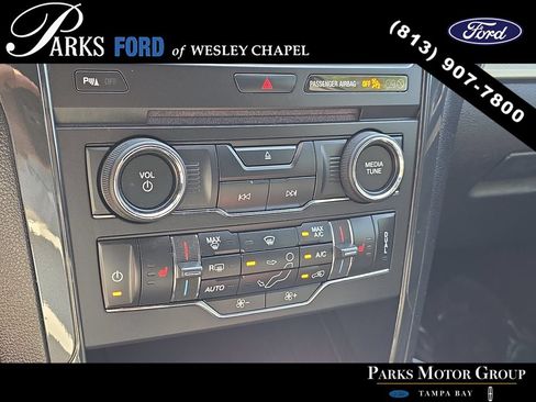 Certified 2018 Ford Explorer XLT w/ Equipment Group 202A AWD/4WD image 25