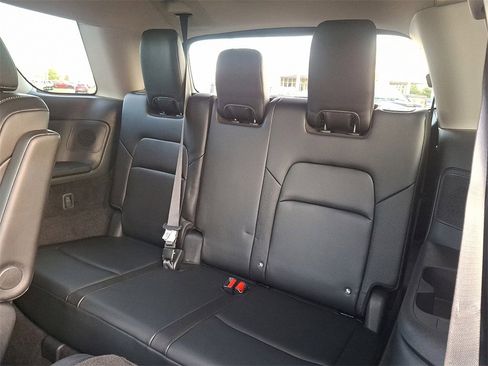 Used 2023 Nissan Pathfinder SL w/ SL Premium Package image 11