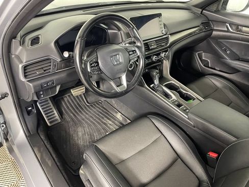 Used 2022 Honda Accord Sport image 3