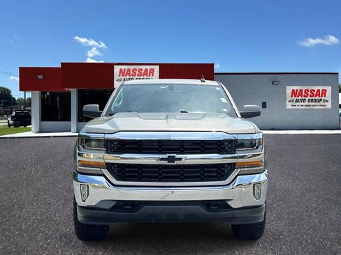 Used 2017 Chevrolet Silverado 1500 LT w/ All Star Edition AWD/4WD image 2