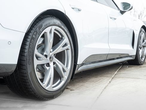 Used 2023 Audi e-tron GT Prestige w/ Prestige Package image 42