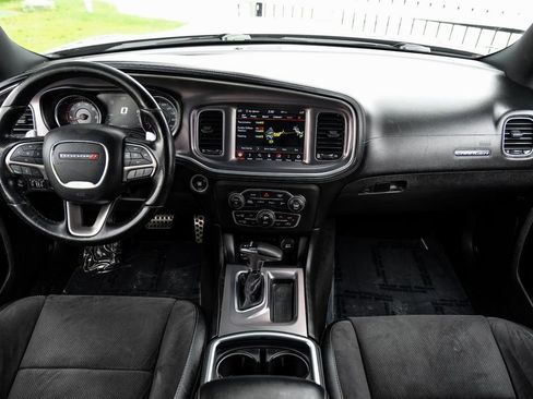 Used 2019 Dodge Charger Scat Pack w/ Plus Group RWD image 10