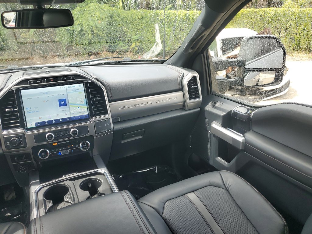 Used 2022 Ford F350 Platinum w/ Snow Plow Prep Package AWD/4WD image 26