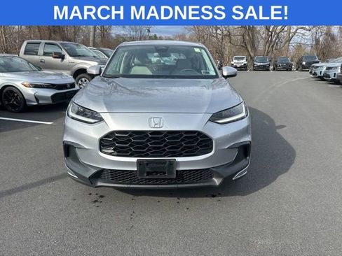 Used 2023 Honda HR-V LX image 2