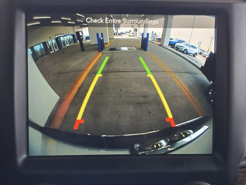 Used 2018 RAM 1500 Laramie AWD/4WD image 13