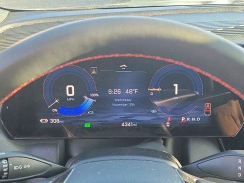 Used 2024 Chevrolet Equinox EV RS image 25