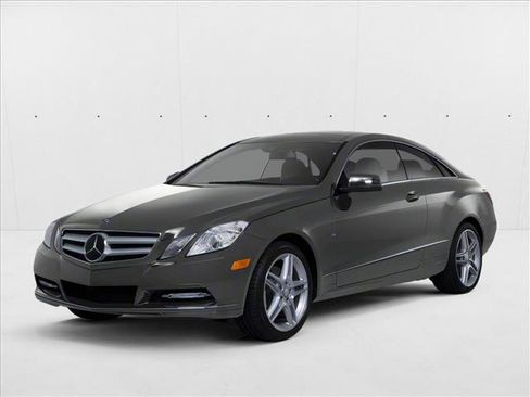 Used 2011 Mercedes-Benz E 550 Coupe image 1