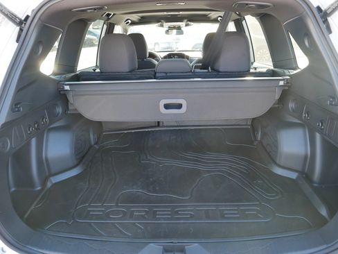 Certified 2025 Subaru Forester Premium image 18