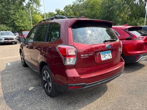 Used 2017 Subaru Forester 2.5i Limited AWD/4WD image 3