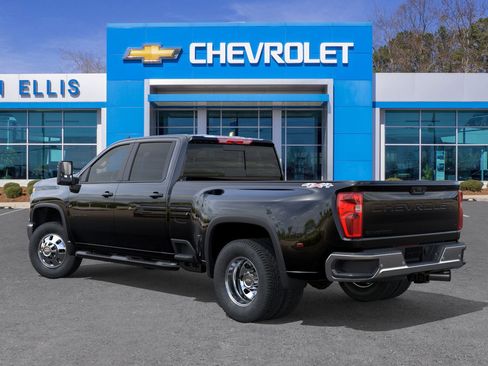 New 2026 Chevrolet Silverado 3500 LT w/ All Star Edition image 4