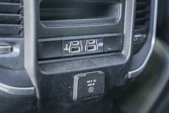 Used 2020 RAM 1500 Laramie AWD/4WD image 43