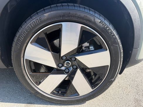 Used 2023 Volvo C40 P8 Recharge Ultimate AWD/4WD image 52
