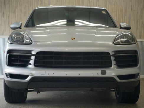Used 2019 Porsche Cayenne S AWD/4WD image 3