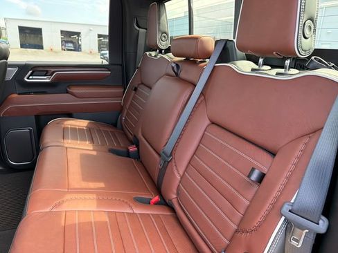 New 2026 GMC Sierra 2500 Denali Ultimate AWD/4WD image 21