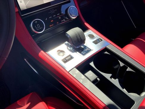 New 2026 Jaguar F-PACE R-Dynamic S image 8