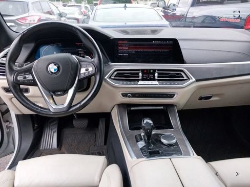 Used 2019 BMW X5 xDrive40i w/ Premium Package 2 AWD/4WD image 2