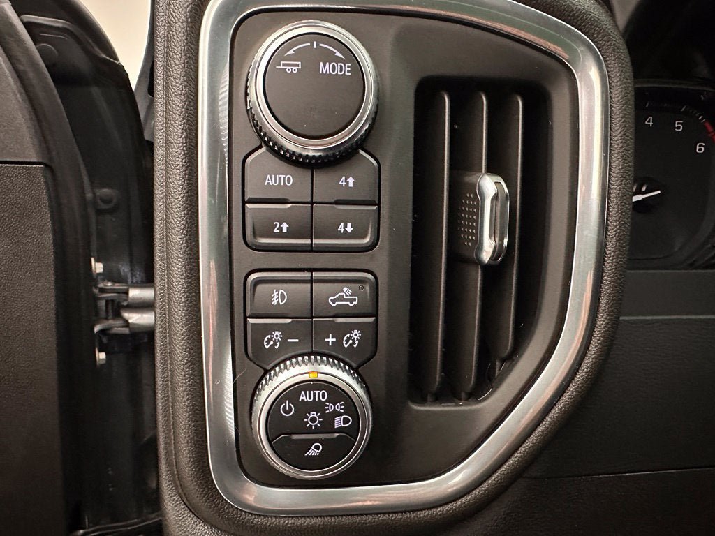 Used 2021 GMC Sierra 1500 AT4 AWD/4WD image 10