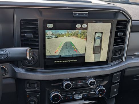 New 2025 Ford F350 Platinum w/ FX4 Off-Road Package image 10