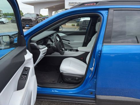 New 2026 Jeep Cherokee Limited image 12